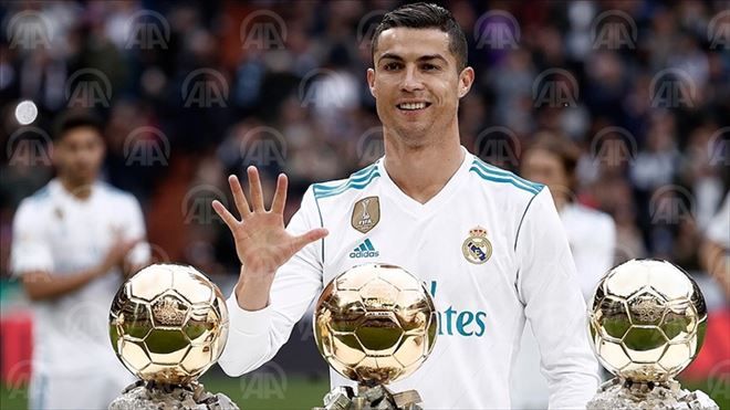 Ronaldo futbolu Real Madrid´de bırakmak istiyor