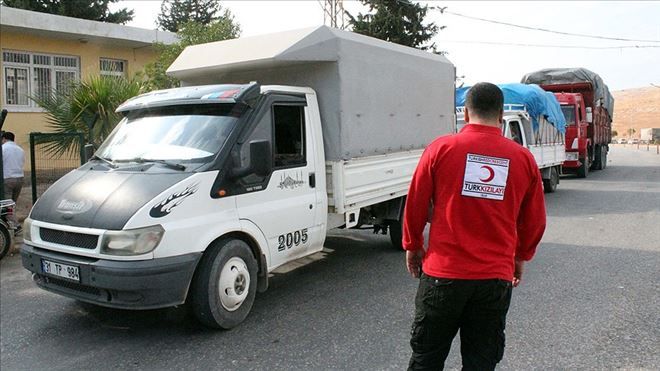 Türk Kızılayından Suriyelilere 188 araçlık kış yardımı