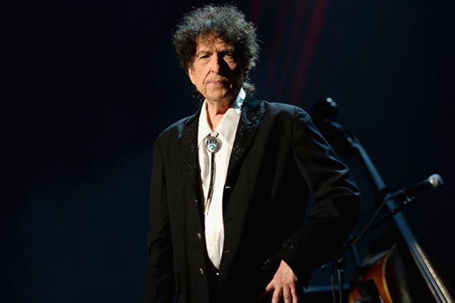 Bob Dylan, Nobel ödülünü sonunda alıyor