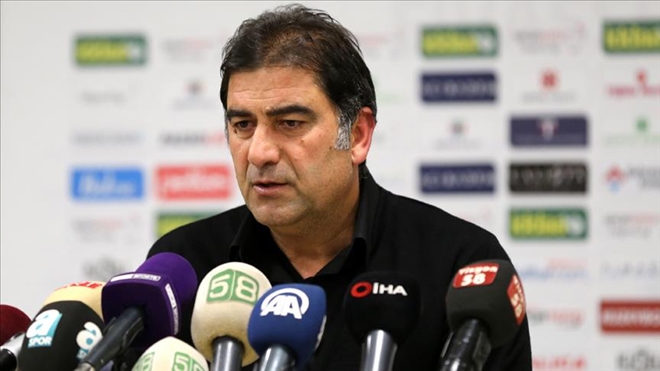 Trabzonspor Teknik Direktörü Karaman: Kazanmaya çok ihtiyacımız vardı