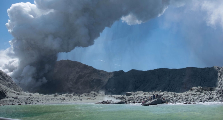 Yeni Zelanda’daki yanardağ patlamasında ölü sayısı 6