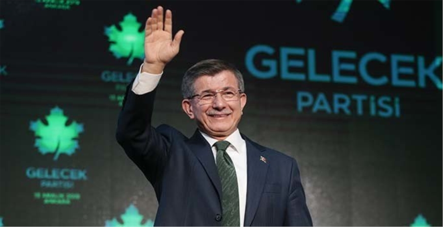 Davutoğlu: Biz ayrılmadık, Erdoğan ayırdı! Dolandırıcılık suçlamasında 