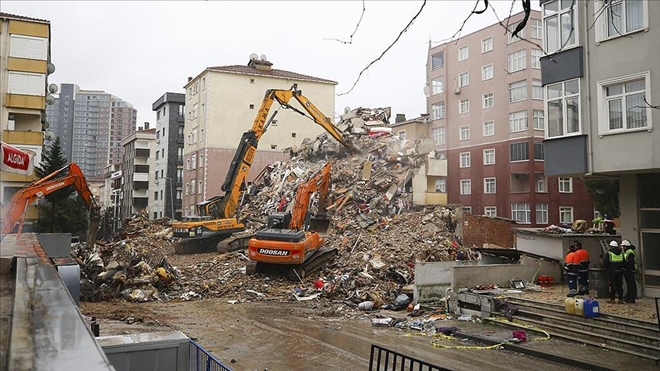 Kartal´da riskli binaların yıkımı tamamlandı