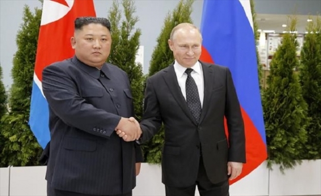 Putin ve Kim Jong-un´un ilk zirvesi gerçekleşti