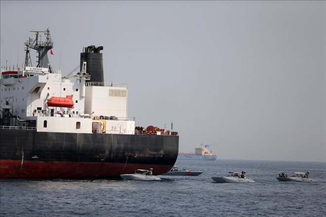 Suudi petrol tankerlerine yapılan gizemli ?sabotaj? Trump´ın İran´la büyüyen husumetinde tehlikeli bir uğrak