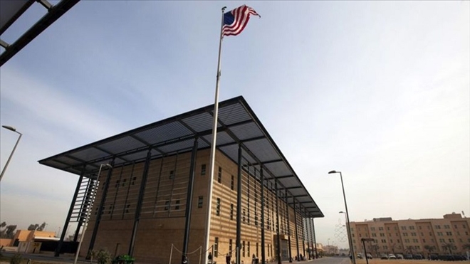 ABD Büyükelçiliği yakınına füze düştü