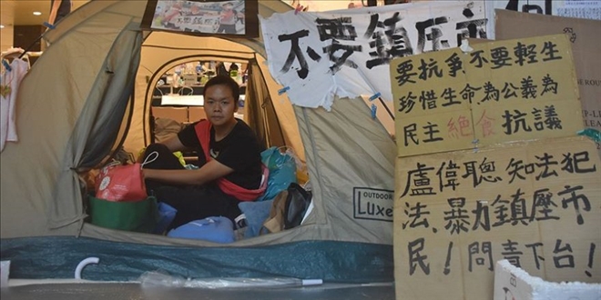 Hong Konglu Aktivist Çin´e İade Tasarısının İptali İçin Açlık Grevinde 