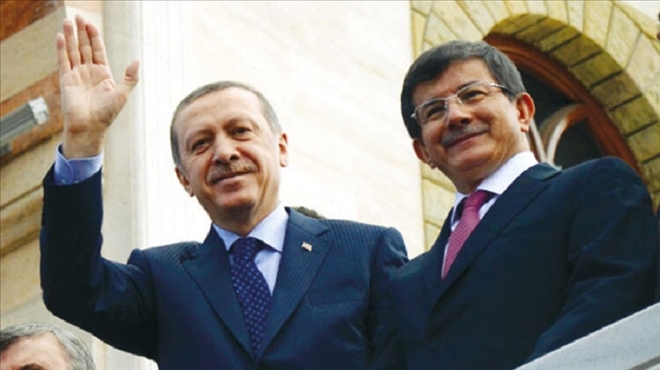 Selçuk Özdağ´dan açıklama: Ahmet Davutoğlu vazgeçecek mi; yeni oluşum parti mi hareket mi olacak?