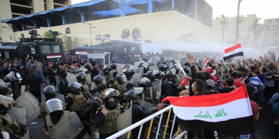 Irak’ta Protestocular Bedir Tugayları Merkezi