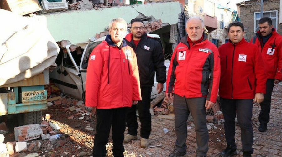 Elazığ depreminin ardından hedef alınan Kızılay