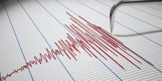 İzmir’de 6,6 büyüklüğünde deprem..