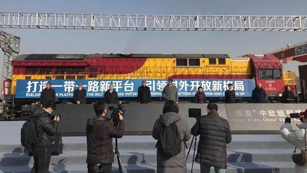 Çin’e ilk ihracat treni Şian kentine vardı