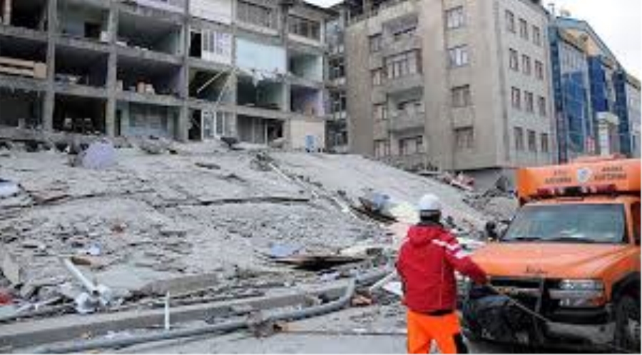 Bakan Kurum duyurdu :254 konut yıkıldı