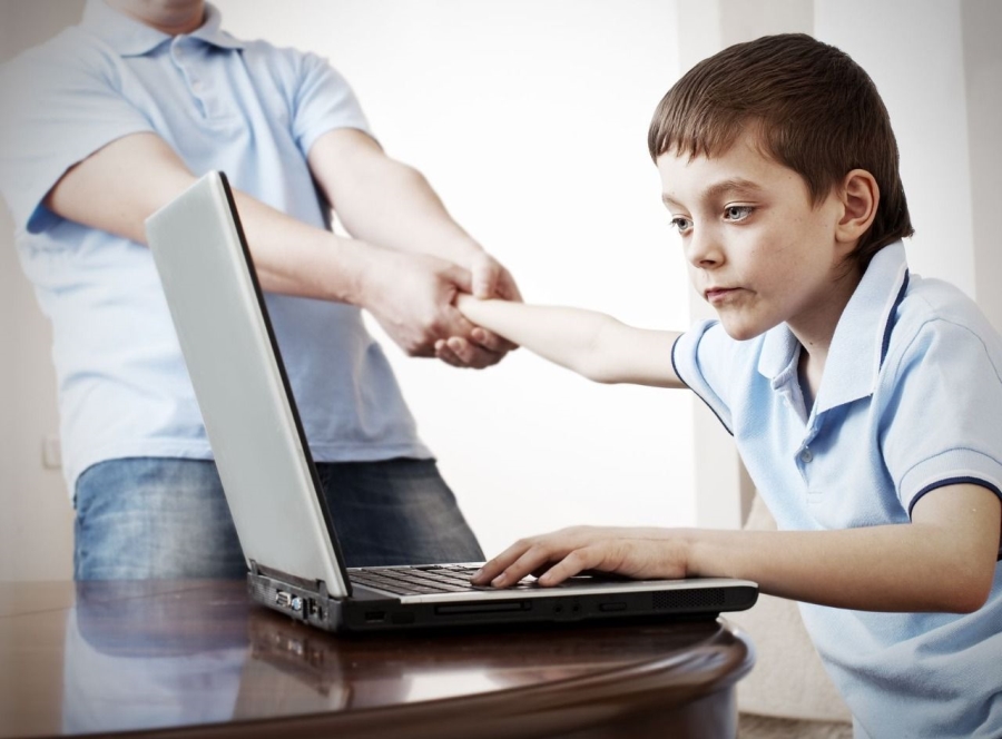 Çocukları internet bağımlılığından korumanın yolları