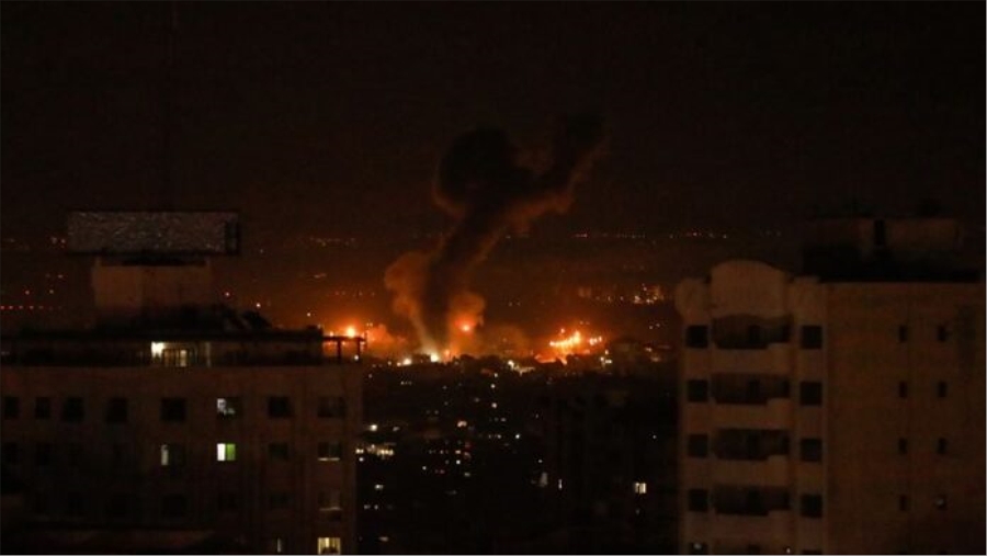 İsrail Gazze’ye saldırmaya devam ediyor..