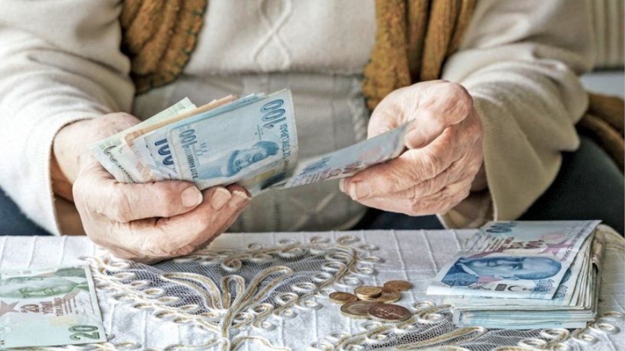 Emeklilere müjde! Bayram ikramiyelerinin ödeme takvimi açıklandı