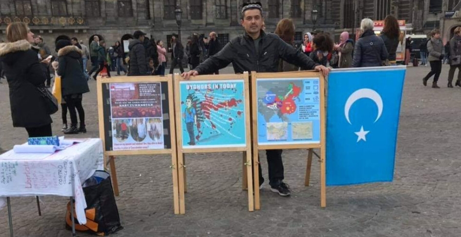 Doğu Türkistanlı Abdurrahim Gani, 2 yıldır tek başına Çin zulmünü protesto ediyor