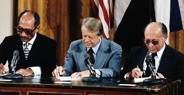 Tarihte Bugün... Camp Davit Antlaşması İmzalandı... Peki Camp David Antlaşması Nedir?