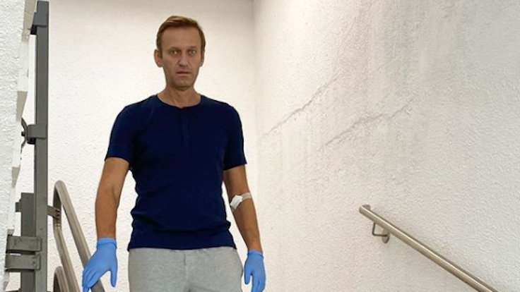 Rus muhalif siyasetçi Navalni taburcu edildi