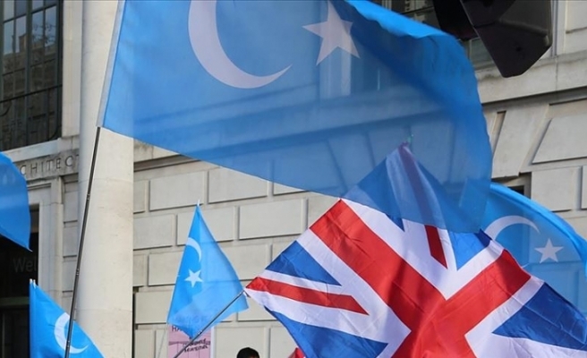 İngiltere, Uygur Türklerine Çin
