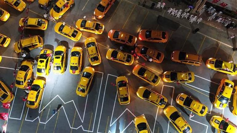 İBB, yeni taksi sistemini açıkladı: Şoförlerin net maaşı ne kadar?