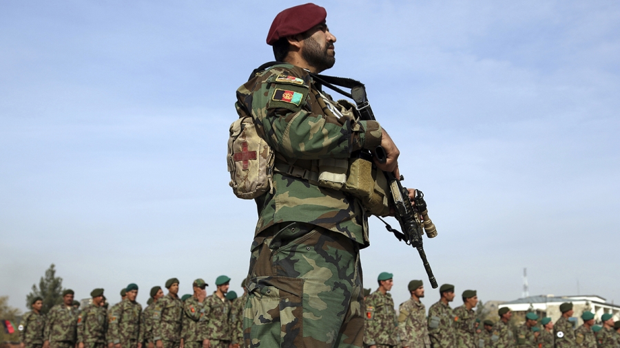 Eski bakan: Afganistan ordusunda hayalet askerler vardı