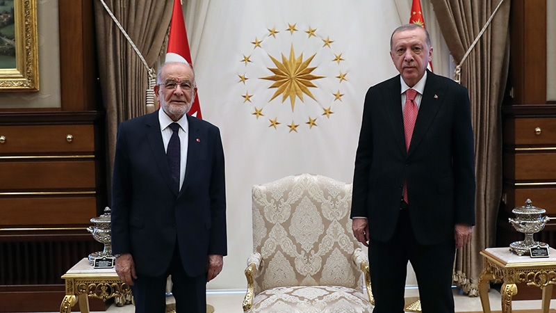 Erdoğan, Saadet Partisi lideri Karamollaoğlu’nu Beştepe’de kabul etti
