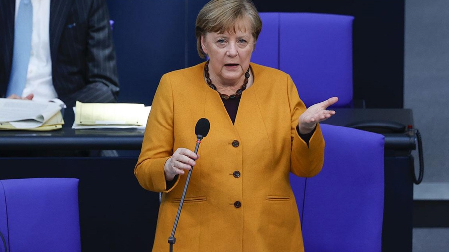 Merkel: AB ile Türkiye birbirine bağımlı