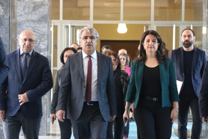 HDP Eş Genel Başkanı Sancar: Anayasa Mahkemesi tarihi bir fırsatı heba etti