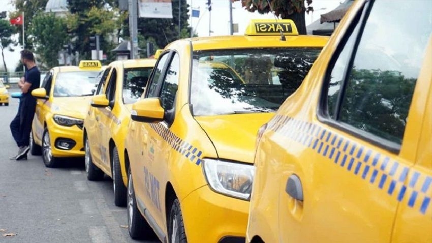 İBB, 400 taksiyi bağladı