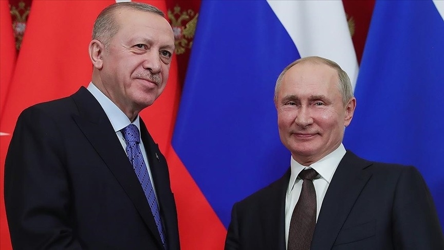 Erdoğan ile Putin Türkiye’deki orman yangınlarını görüştü..