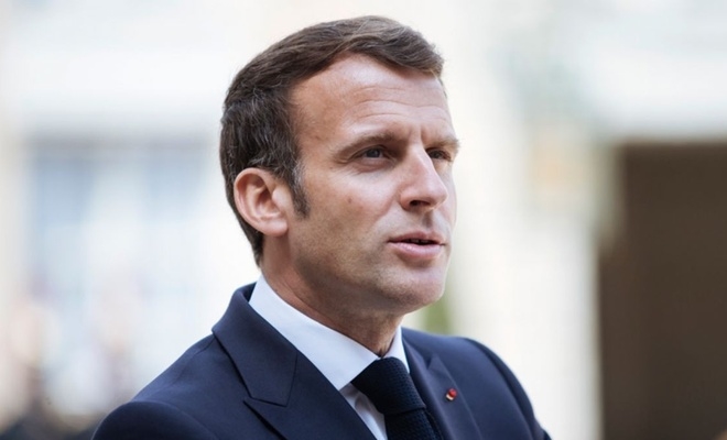 Macron, Fransa saflarında savaşan (Hain)Cezayirlilerden özür diledi