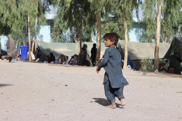 Afganistan Kendi Hâline Terk Edildi
