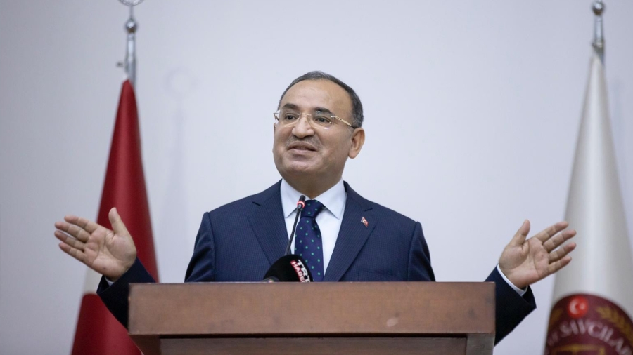 Adalet Bakanı Bozdağ: Türkiye AİHM’nin Osman Kavala konusundaki ihlal kararına uymuş ve uygulamıştır