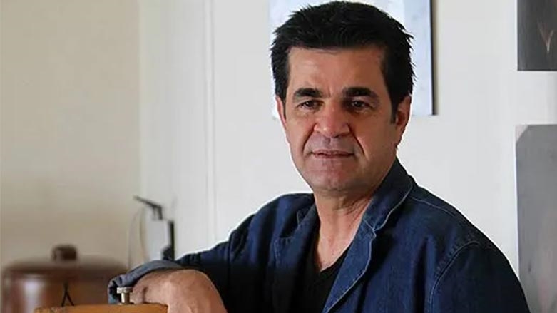İranlı ünlü yönetmen Penahi’ye 6 yıl hapis cezası