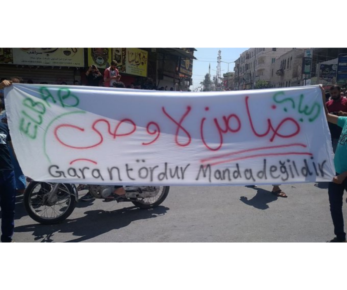 Suriye’nin Türkiye kontrolündeki bölgelerinde protestolar: “Türkiye garantördür, manda değildir”