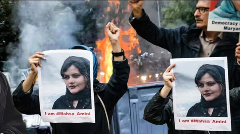 İran’daki protestolar reform sürecini beraberinde getirir mi?