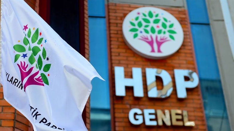 AYM HDP’nin hazine yardımına geçici bloke koydu