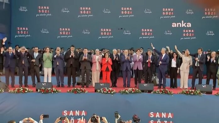 Millet İttifakı’nın altı lideri ilk kez İzmir’deki mitingde bir araya geldi