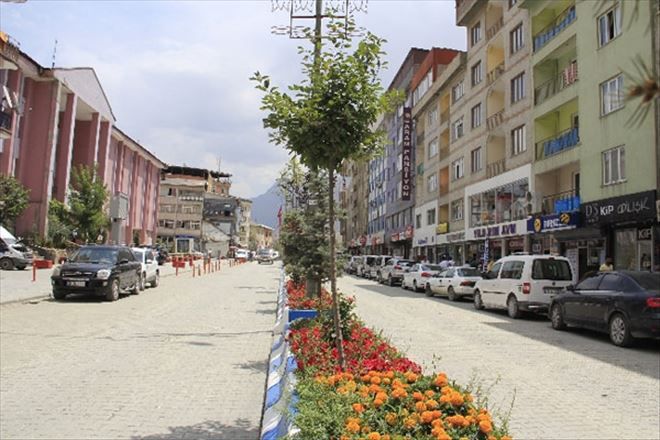 Hakkari esnafı kan ağlıyor