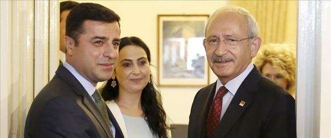 ´HDP´den 65 milletvekili CHP´ye geçecek´