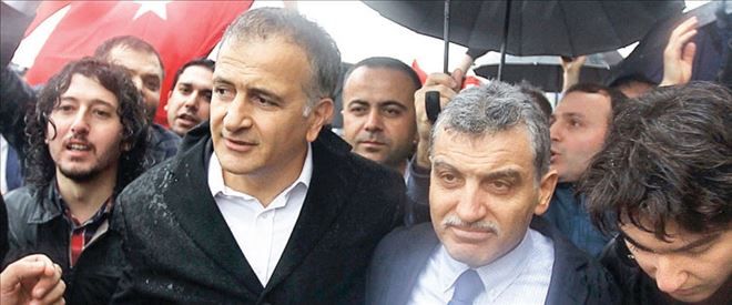 ´Hayalet imam´ın subay listesi