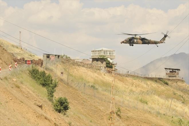 Sınıra asker takviyesi sürüyor