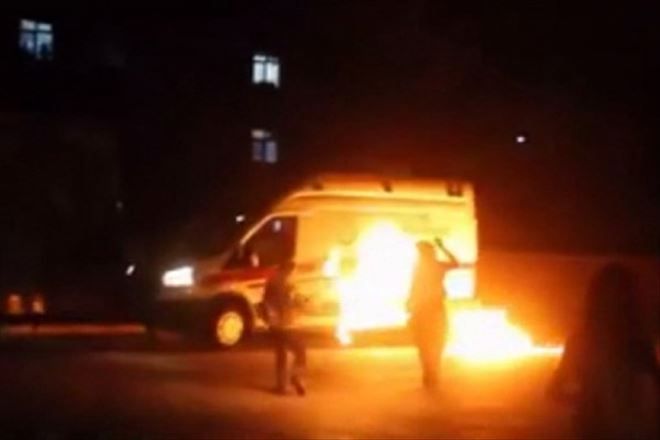 Mardin´de ambulansa molotoflu saldırı