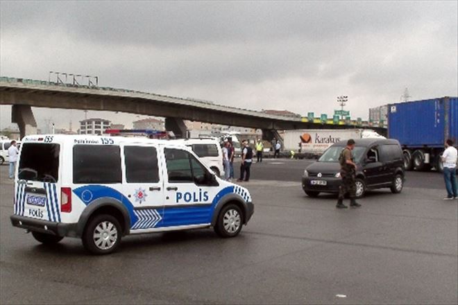 İstanbul´da bombalı araç alarmı