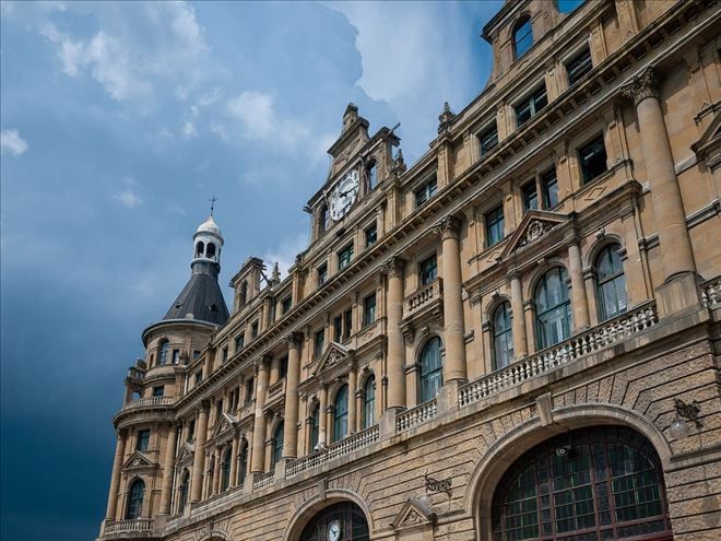 Haydarpaşa garında restorasyon sürüyor