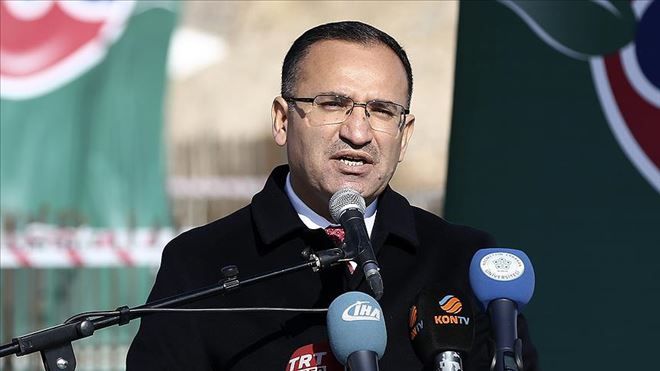 Bozdağ: İlahiyat mezunlarının haklarının ellerinden alınmasına izin vermeyiz