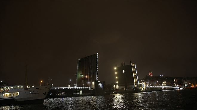 Köprüler bu gece trafiğe kapanacak