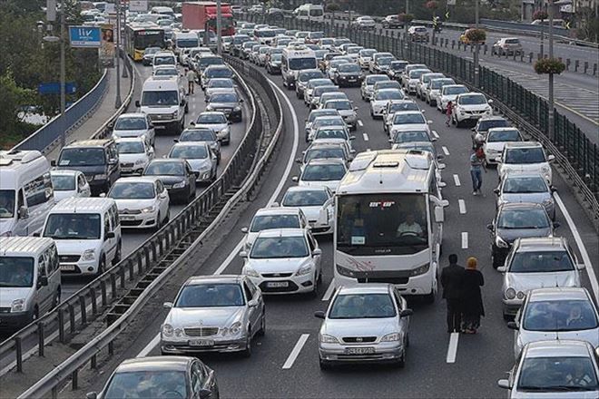 İstanbul´da bazı yollar trafiğe kapatılacak