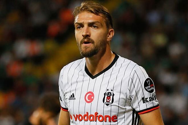 Beşiktaş´a Caner Erkin´den kötü haber